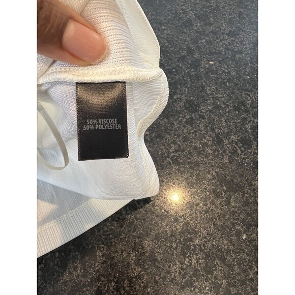 St. John Ivory Boat Neck Blouse Large K914QF1 NWT (Minor Flaws) - Picture 15 of 15